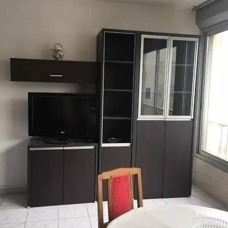 Port Dauphin Apartment *